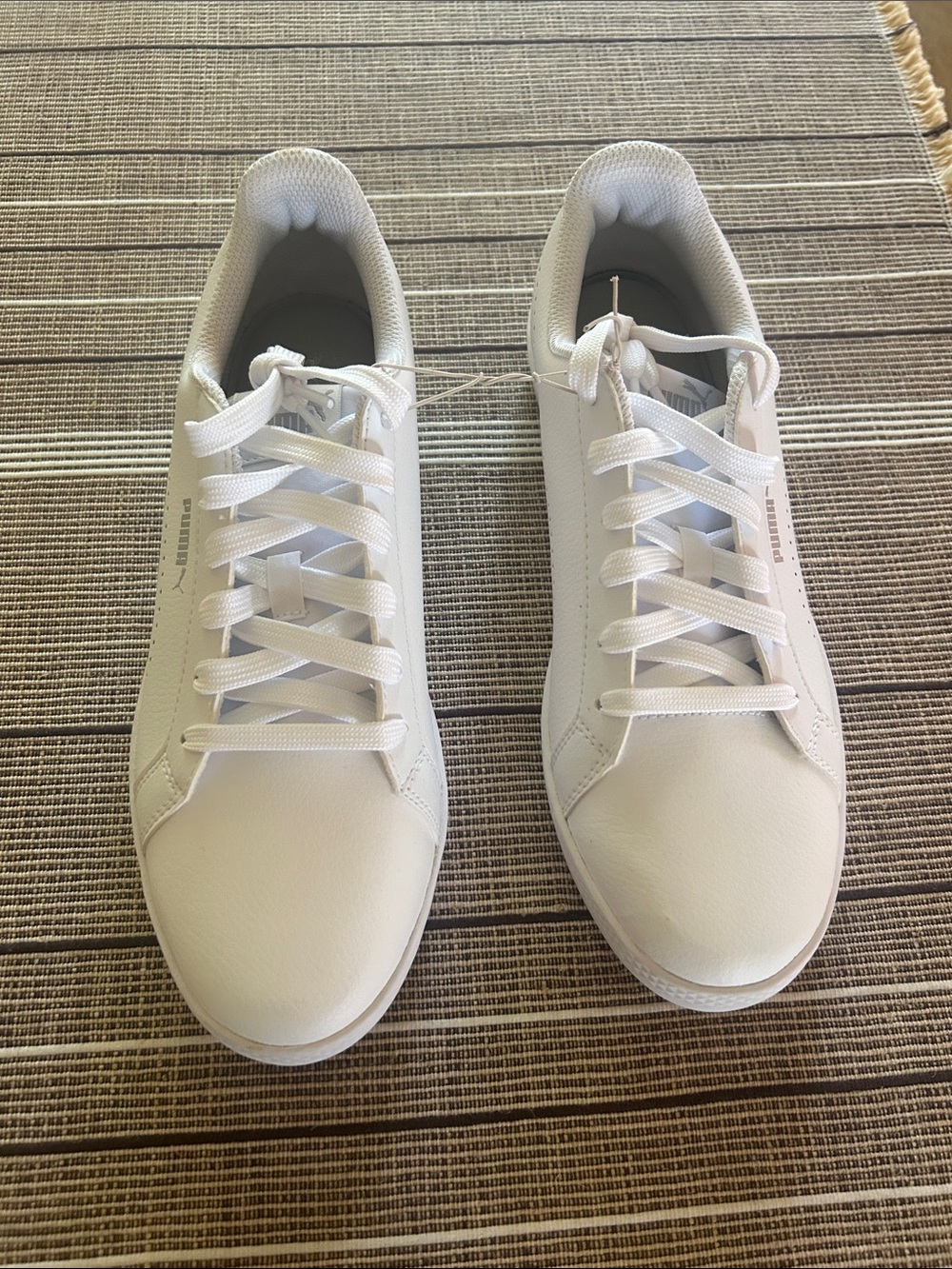 Puma women’s tennis shoes